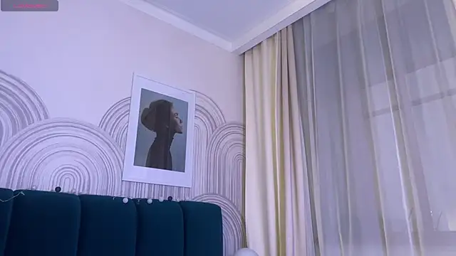 Snapshot of viviann_evans chatting on 1, 12, 2025 viviann evans online show from 1, 12, 2025