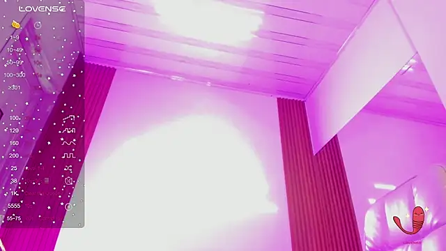 sweetlolihot  online show from 15, 10, 2025