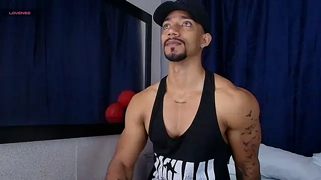 Manolo Hot1 online show from 3, 2, 2025