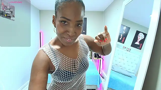 kimmturner online show from 24, 3, 2026