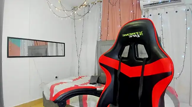 megan kis9 online show from 19, 3, 2025