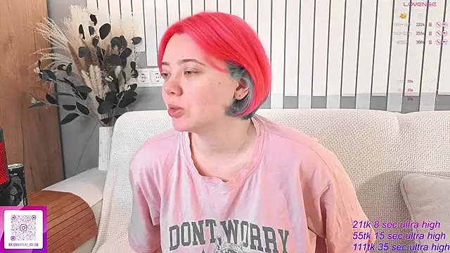 Snapshot of __KawaiiYuki__ chatting on 9, 11, 2025 KawaiiYuki online show from 9, 11, 2025