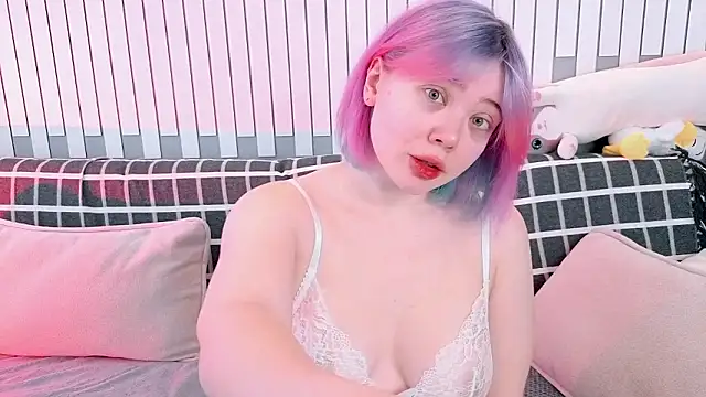   KawaiiYuki   online show from 23, 2, 2026