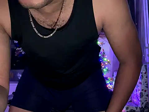 Snapshot of ThickDick_Daddy chatting on 20, 12, 2025 ThickDick Daddy online show from 20, 12, 2025