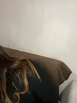 Snapshot of Novababy18 chatting on 21, 3, 2025 Novababy18 online show from 21, 3, 2025