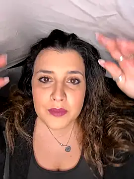 Snapshot of Novababy18 chatting on 16, 12, 2025 Novababy18 online show from 16, 12, 2025