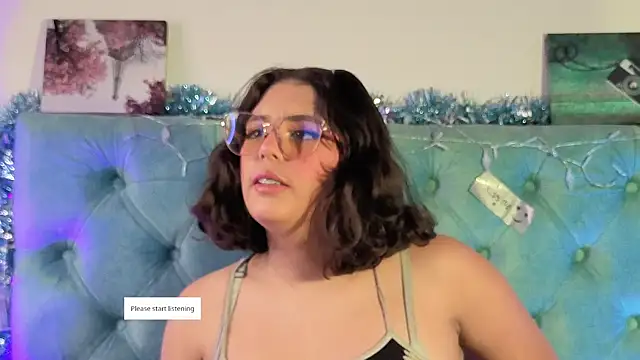 Paola Lyon  online show from 7, 1, 2026