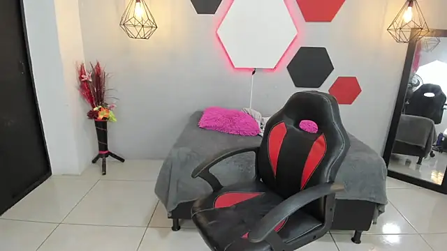 martinaclark online show from 4, 2, 2025