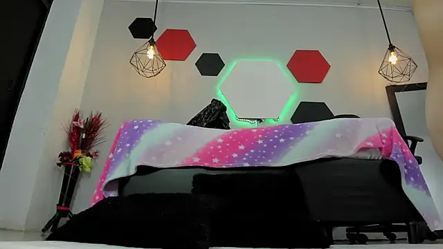 martinaclark online show from 9, 9, 2025