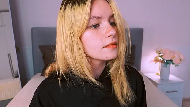 Snapshot of FapClubFamm chatting on 10, 10, 2025 FapClubFamm online show from 10, 10, 2025