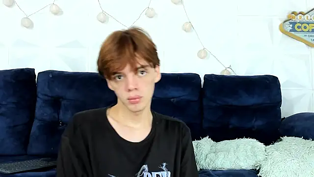 daniel hot03 online show from 11, 2, 2025