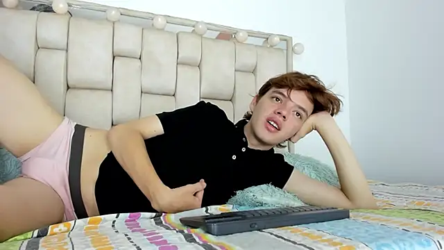 daniel hot03 online show from 8, 11, 2025