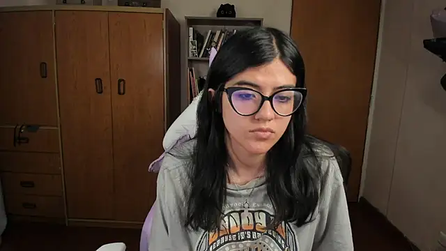 Snapshot of valerie__skyy chatting on 17, 1, 2025 valerie skyy online show from 17, 1, 2025