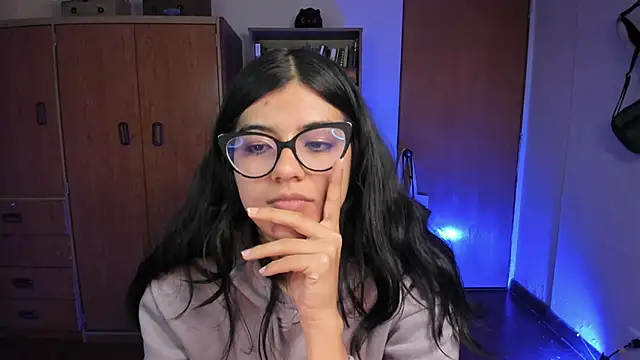 Snapshot of valerie__skyy chatting on 24, 1, 2025 valerie skyy online show from 24, 1, 2025