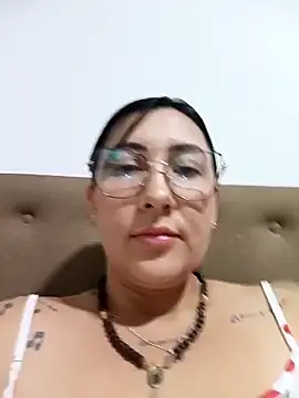 Snapshot of my-kitty chatting on 20, 10, 2025 my-kitty online show from 20, 10, 2025