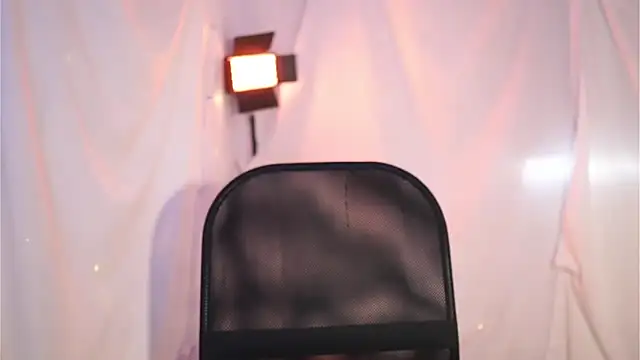 JulietaWinona online show from 22, 11, 2025