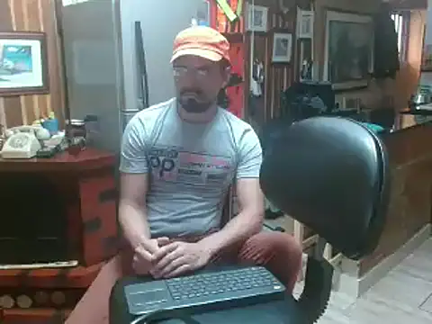 Snapshot of Dr_Pocholate84 chatting on 20, 1, 2025 Dr Pocholate84 online show from 20, 1, 2025