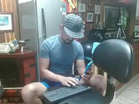 Snapshot of Dr_Pocholate84 chatting on 27, 1, 2025 Dr Pocholate84 online show from 27, 1, 2025