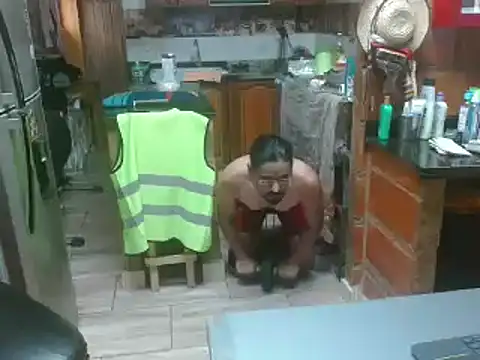 Snapshot of Dr_Pocholate84 chatting on 28, 1, 2025 Dr Pocholate84 online show from 28, 1, 2025