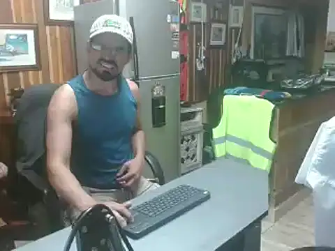 Snapshot of Dr_Pocholate84 chatting on 29, 1, 2025 Dr Pocholate84 online show from 29, 1, 2025