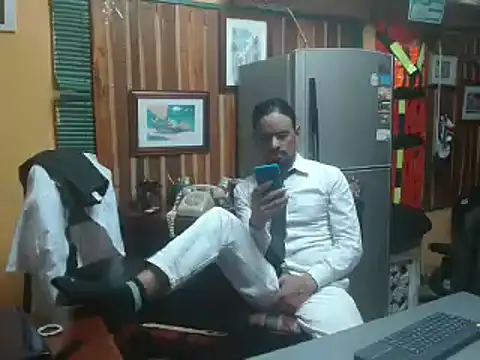 Snapshot of Dr_Pocholate84 chatting on 1, 2, 2025 Dr Pocholate84 online show from 1, 2, 2025