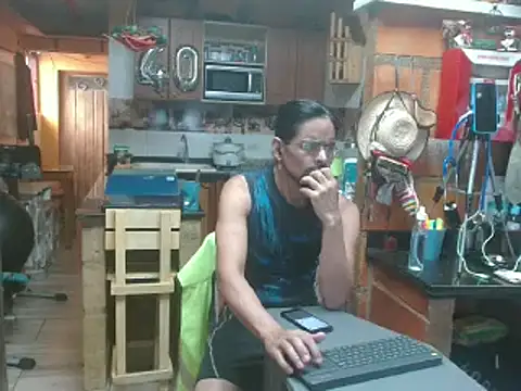 Snapshot of Dr_Pocholate84 chatting on 26, 2, 2025 Dr Pocholate84 online show from 26, 2, 2025