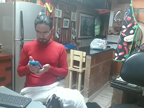 Snapshot of Dr_Pocholate84 chatting on 10, 3, 2025 Dr Pocholate84 online show from 10, 3, 2025