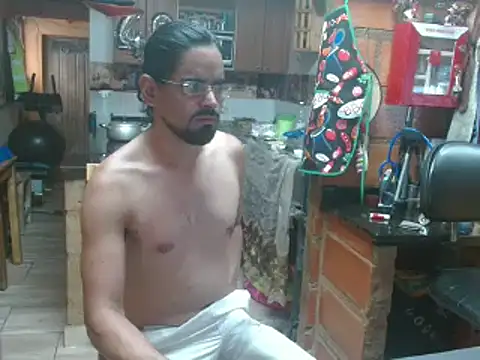 Snapshot of Dr_Pocholate84 chatting on 10, 3, 2025 Dr Pocholate84 online show from 10, 3, 2025