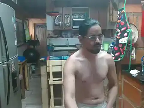 Snapshot of Dr_Pocholate84 chatting on 11, 3, 2025 Dr Pocholate84 online show from 11, 3, 2025