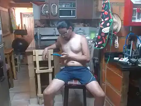 Snapshot of Dr_Pocholate84 chatting on 13, 3, 2025 Dr Pocholate84 online show from 13, 3, 2025