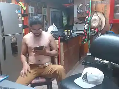 Snapshot of Dr_Pocholate84 chatting on 15, 3, 2025 Dr Pocholate84 online show from 15, 3, 2025