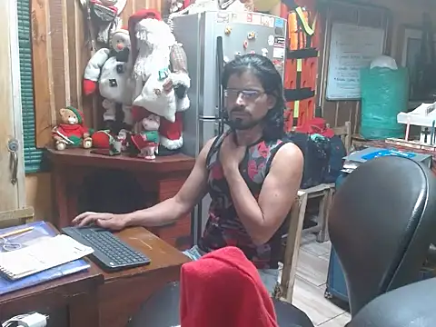 Snapshot of Dr_Pocholate84 chatting on 21, 12, 2025 Dr Pocholate84 online show from 21, 12, 2025