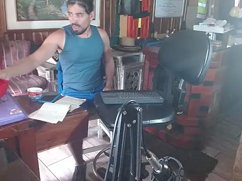 Snapshot of Dr_Pocholate84 chatting on 17, 3, 2026 Dr Pocholate84 online show from 17, 3, 2026