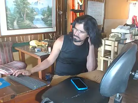 Snapshot of Dr_Pocholate84 chatting on 22, 5, 2026 Dr Pocholate84 online show from 22, 5, 2026