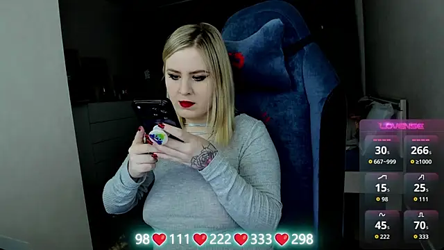 Olivia Munk online show from 2, 4, 2026