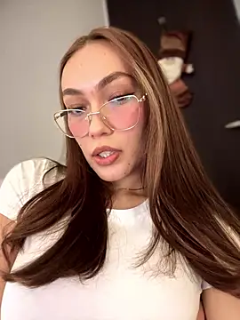 MichelleFerry  online show from 6, 12, 2024