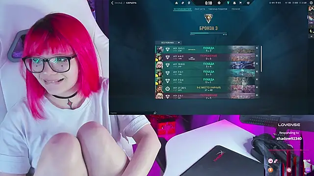 Yumi Youkai online show from 16, 12, 2024