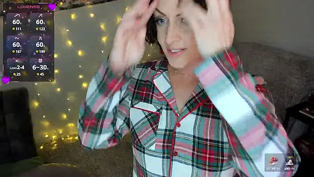 lovejulietxo online show from 15, 12, 2024