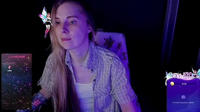 Snapshot of Aqualen chatting on 3, 2, 2025 Aqualen online show from 3, 2, 2025