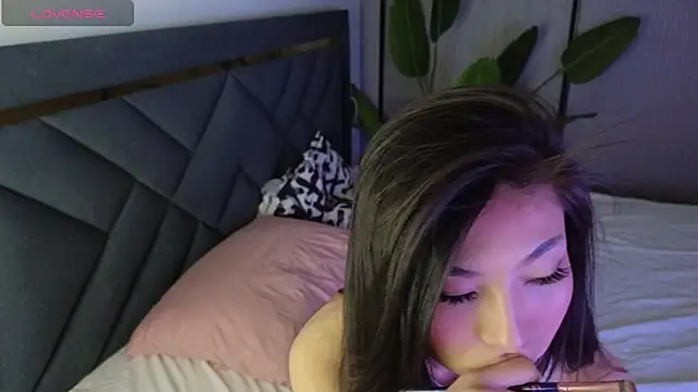 TrishaRey online show from 29, 3, 2026