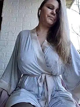 Snapshot of SexyMichellexo chatting on 14, 3, 2025 SexyMichellexo online show from 14, 3, 2025