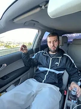 Snapshot of ElChapoGuzman95 chatting on 19, 10, 2025 ElChapoGuzman95 online show from 19, 10, 2025