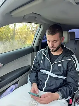 Snapshot of ElChapoGuzman95 chatting on 2, 11, 2025 ElChapoGuzman95 online show from 2, 11, 2025