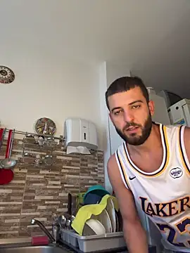 Snapshot of ElChapoGuzman95 chatting on 12, 11, 2025 ElChapoGuzman95 online show from 12, 11, 2025