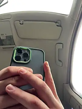 Snapshot of ElChapoGuzman95 chatting on 20, 11, 2025 ElChapoGuzman95 online show from 20, 11, 2025