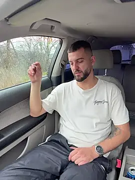 Snapshot of ElChapoGuzman95 chatting on 29, 11, 2025 ElChapoGuzman95 online show from 29, 11, 2025