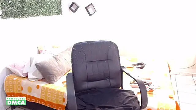 Snapshot of danielapalmer_ chatting on 8, 12, 2024 danielapalmer online show from 8, 12, 2024