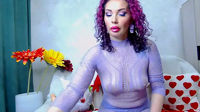Snapshot of Darina_Monclie chatting on 10, 6, 2026 Darina Monclie online show from 10, 6, 2026