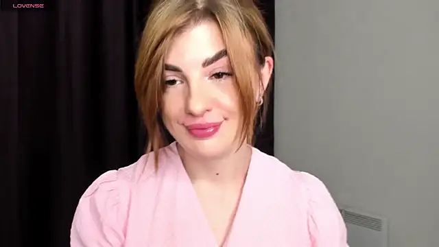  comefeelme  online show from 24, 1, 2025