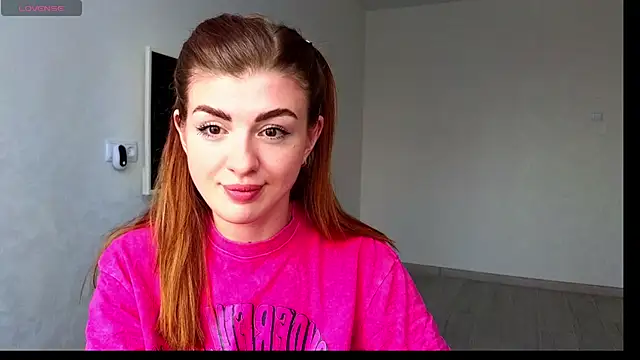  comefeelme  online show from 11, 3, 2025